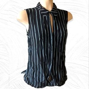 Ecru navy striped hidden button up sleeveless collared vneck blouse top medium
